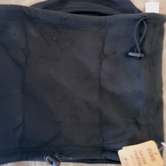 PINK Victoria's secret Black Fleece Face Mask Covering Gaiter NWT - Picture 7 of 8